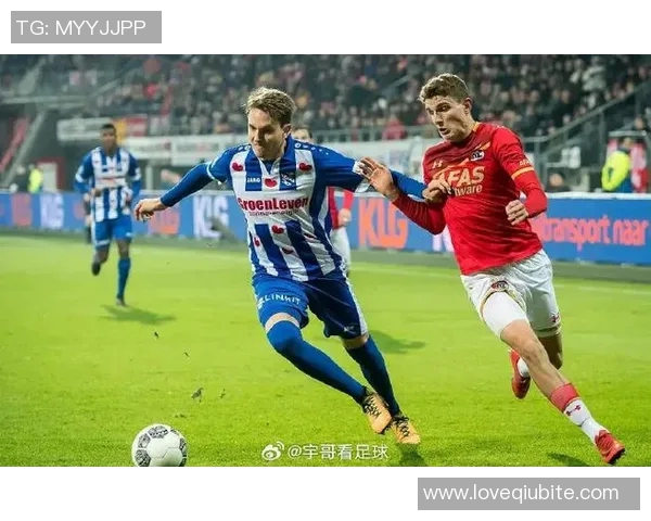 奈梅亨与阿尔克的精彩对决揭示足球战术与团队协作的完美结合